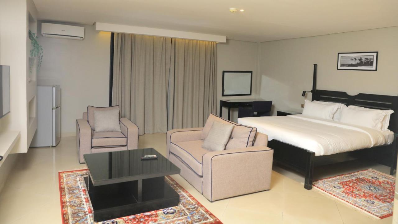 Meilin International Hotel Kampala Bagian luar foto